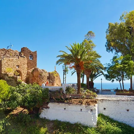 Puerta Del Mar Penthouse Beachfront - Happy * Sitio de Calahonda